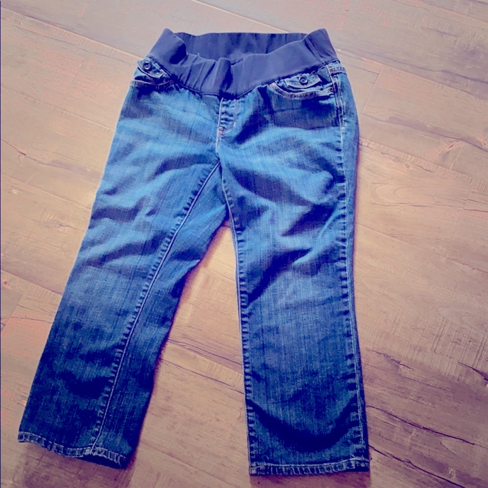 Clam diggers Maternity jeans
